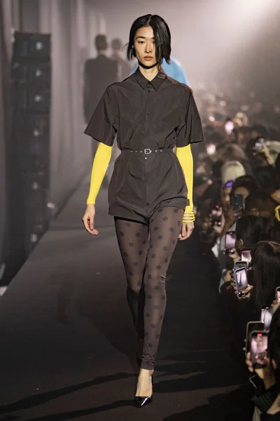 Look 33